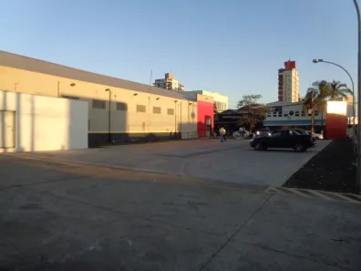 Imóvel Comercial com 1 Quarto para alugar, 660m² no Vila Rezende, Piracicaba