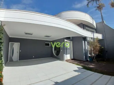 Casa com 3 Quartos para alugar, 226m² no Parque Residencial Jaguari, Americana