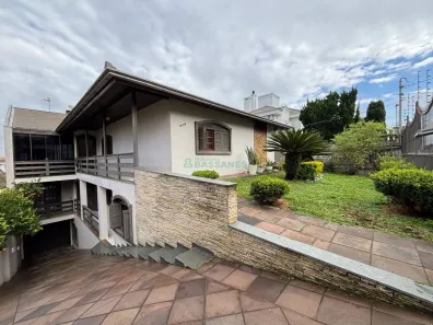 Casa com 3 Quartos à venda, 628m² no Cinqüentenário, Caxias do Sul