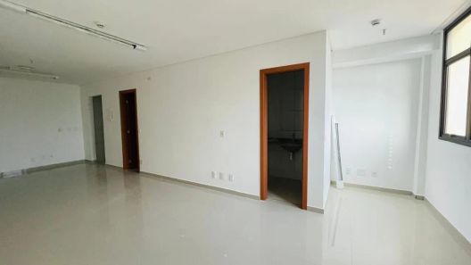 Sala Comercial à venda, 32m² no Centro, São José dos Campos