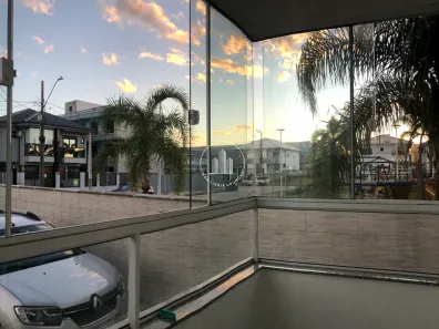 Apartamento com 2 Quartos à venda, 70m² no Nova Palhoça, Palhoça