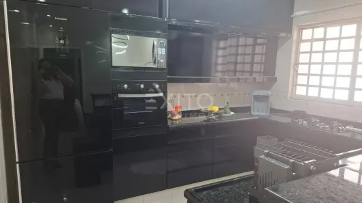 Casa com 3 Quartos à venda, 280m² no Vila M Genoveva, Jundiaí