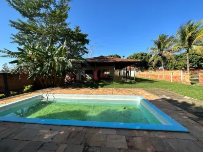 Fazenda/Sítio com 3 Quartos à venda, 256m² no Chácaras Azaléias, Presidente Prudente