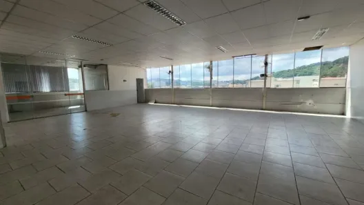Ponto Comercial à venda, 1300m² no Fábrica, Juiz de Fora