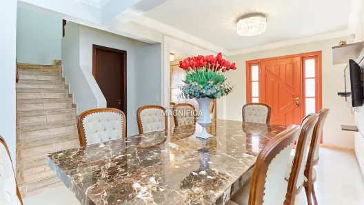 Sobrado com 3 Quartos à venda, 106m² no Vista Alegre, Curitiba