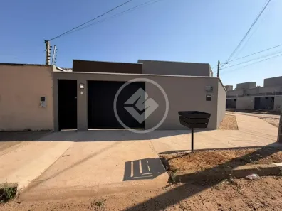 Casa com 3 Quartos à venda, 91m² no Loteamento Bertaville, Palmas