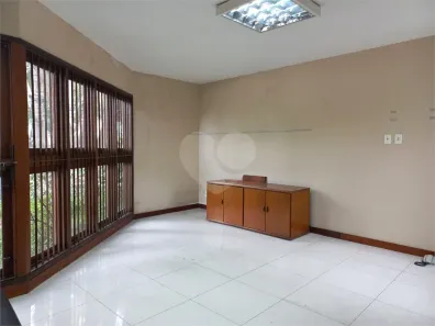 com 3 Quartos para venda ou aluguel, 148m² no Cidade São Francisco, São Paulo