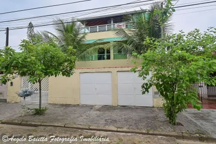 Sobrado com 4 Quartos à venda, 330m² no Vila Romar, Peruíbe