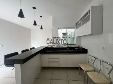 Casa com 2 Quartos à venda, 56m² no Jardim Ipanema, Uberlândia