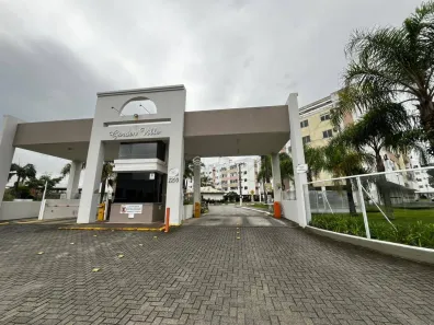 Apartamento com 2 Quartos para alugar, 55m² no Forquilhas, São José