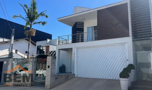 Casa com 3 Quartos à venda, 322m² no Dom Bosco, Itajaí