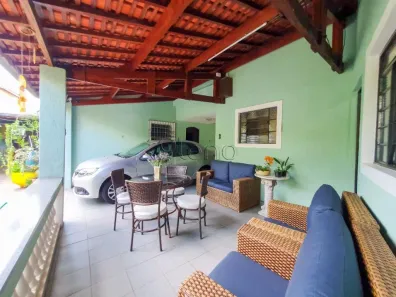 Sobrado com 3 Quartos à venda, 176m² no Jardim Pinheiros, Valinhos