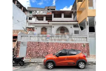 Casa com 4 Quartos à venda, 193m² no São Caetano, Salvador