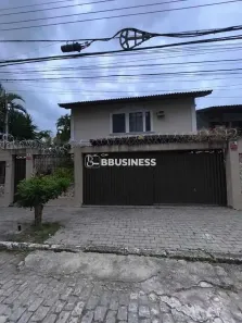 Casa com 4 Quartos à venda, 282m² no Centro, Campos dos Goytacazes