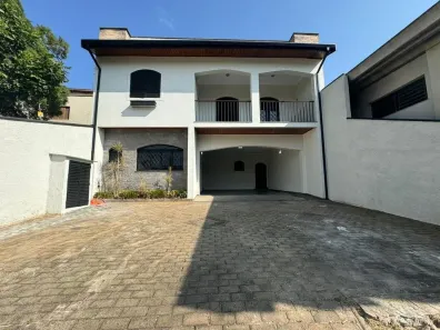Casa com 3 Quartos à venda, 199m² no Jardim Chapadão, Campinas