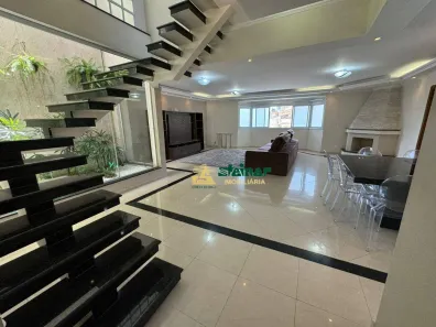 Sobrado com 4 Quartos à venda, 427m² no Vila Galvão, Guarulhos