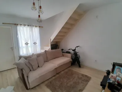 Sobrado com 2 Quartos à venda, 48m² no Água Espraiada (Caucaia do Alto), Cotia