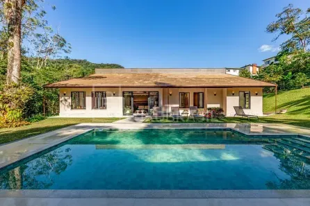 Casa com 5 Quartos à venda, 497m² no Carlos Guinle, Teresópolis