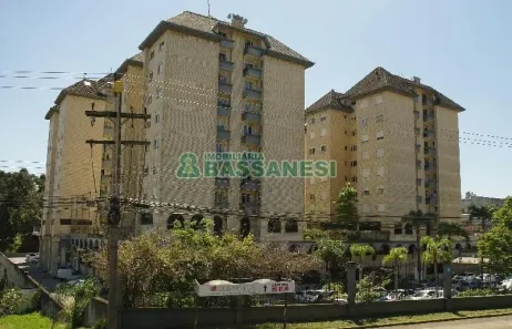 Apartamento com 2 Quartos para alugar, 62m² no Universitário, Caxias do Sul