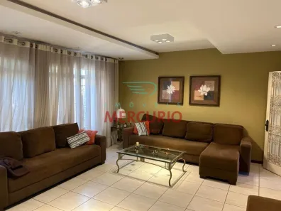 Casa com 3 Quartos à venda, 275m² no Vila Aeroporto Bauru, Bauru