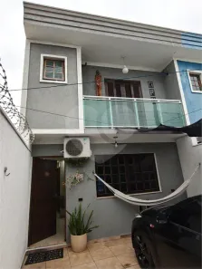 Sobrado com 2 Quartos à venda, 72m² no Jardim Mangalot, São Paulo
