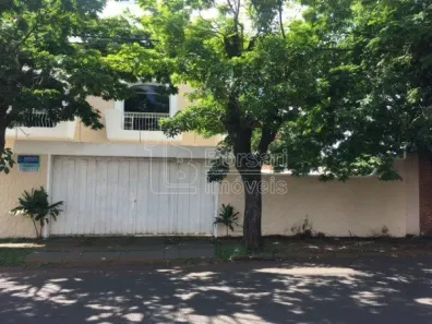 Casa com 4 Quartos para alugar, 81m² no Vila Harmonia, Araraquara