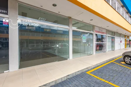 Ponto Comercial para alugar, 30m² no Novo Mundo, Curitiba