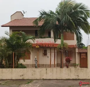 Sobrado com 4 Quartos à venda, 600m² no Niterói, Canoas