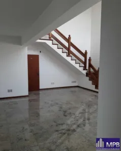 Cobertura com 4 Quartos para alugar, 460m² no Centro, Franca