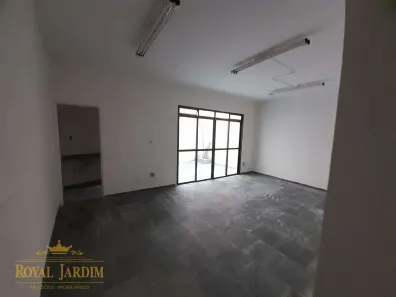 Galpão/Depósito/Armazém com 18 Quartos à venda, 670m² no Vila Assunção, Santo André