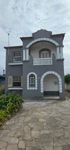 Sobrado com 4 Quartos para venda ou aluguel, 150m² no Centro, Pelotas