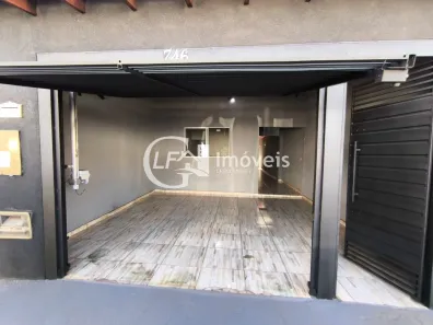 Casa com 2 Quartos para alugar, 80m² no Vila São Jorge da Lagoa, Campo Grande