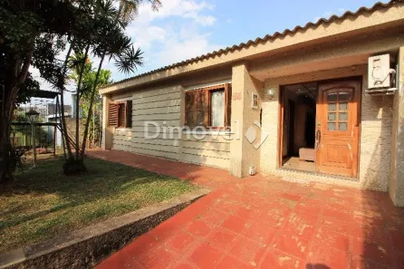 Casa com 4 Quartos à venda, 145m² no Teresópolis, Porto Alegre