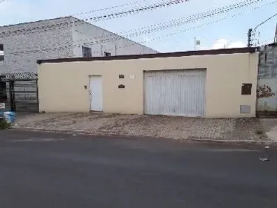 Casa com 3 Quartos à venda, 350m² no Jardim das Esmeraldas, Goiânia