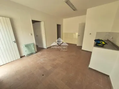 Casa com 2 Quartos para alugar, 40m² no Saúde, São Paulo