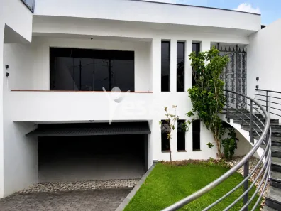 Casa com 3 Quartos para alugar, 436m² no Campestre, Santo André