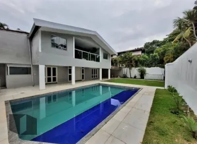 Casa de Condomínio com 5 Quartos à venda, 340m² no Barra da Tijuca, Rio de Janeiro