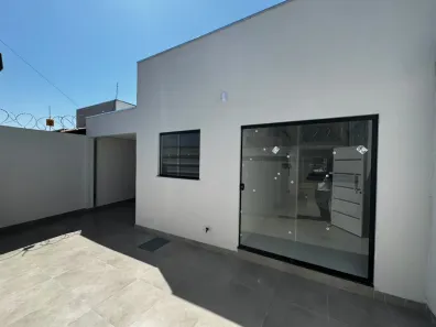 Casa com 2 Quartos à venda, 45m² no Jardim Olímpico, Montes Claros