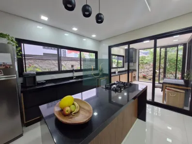 Casa de Condomínio com 3 Quartos à venda, 165m² no Botujuru, Mogi das Cruzes