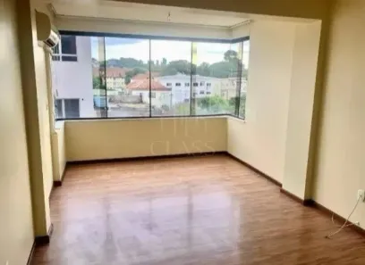 Apartamento com 3 Quartos para alugar, 107m² no Passo da Areia, Porto Alegre
