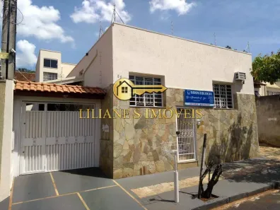Casa com 3 Quartos à venda, 158m² no Centro, Araraquara
