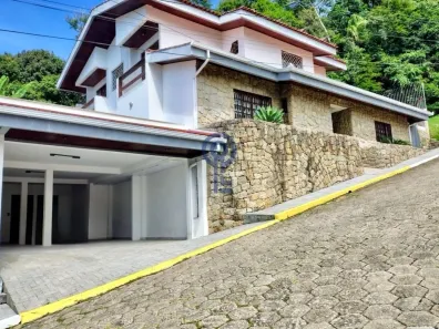 Casa de Condomínio com 5 Quartos para alugar, 224m² no Córrego Grande, Florianópolis