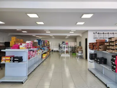 Ponto Comercial para alugar, 704m² no Balneário Salto Grande, Americana