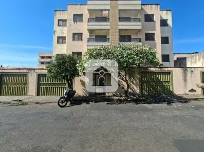 Apartamento com 3 Quartos para alugar, 95m² no Santa Mônica, Uberlândia