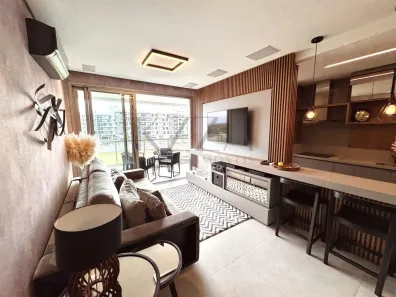 Apartamento com 2 Quartos à venda, 91m² no Jurerê Internacional, Florianópolis