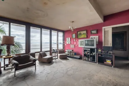 Casa com 5 Quartos à venda, 350m² no Vila Assunção, Porto Alegre