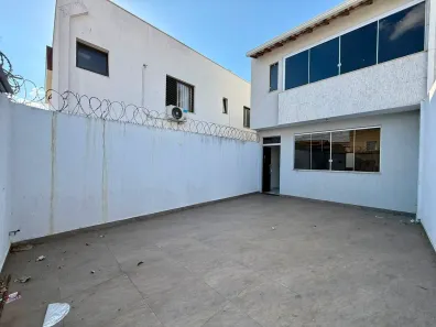 Casa com 3 Quartos à venda, 105m² no Rio Branco, Belo Horizonte