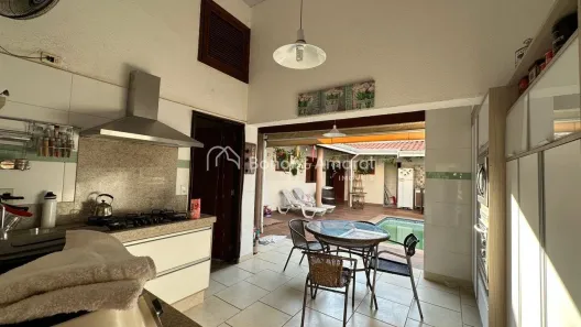 Casa de Condomínio com 3 Quartos para alugar, 180m² no Parque Brasil 500, Paulínia