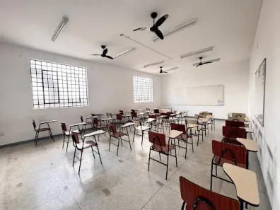 Prédio Comercial à venda, 900m² no Centro, São José dos Campos