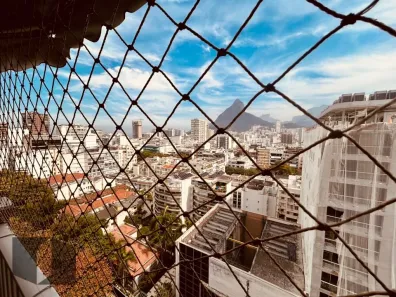 Apartamento com 2 Quartos para alugar, 70m² no Leblon, Rio de Janeiro